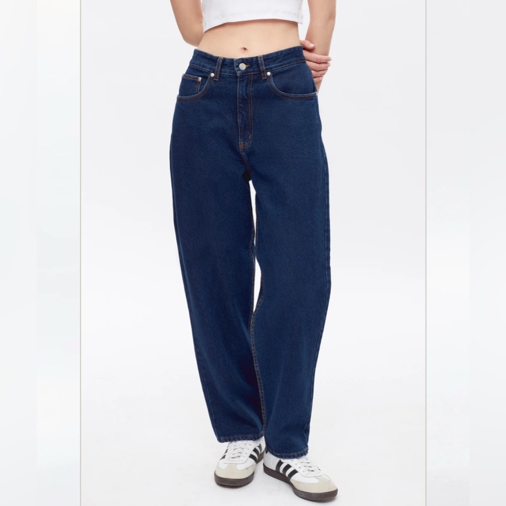 KOTN JEANS Unisex Antifit Denim
Dark wash